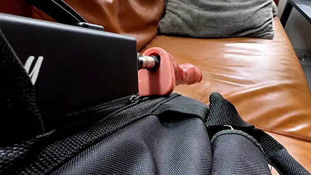 shurthingx's Webcam Show