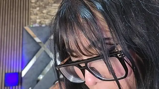 Amy_channel élő XXX-chatje