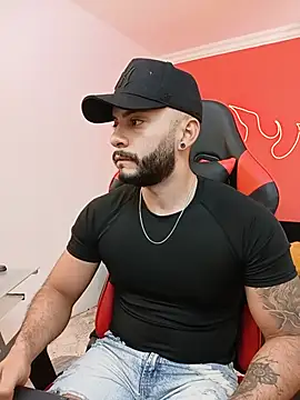 Mike_savage3 Adlı Modelin Canlı XXX Sohbeti