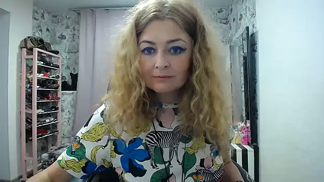Chat +18 de Helen1974 ao vivo