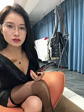 Chat XXX en directo de Sorry-456