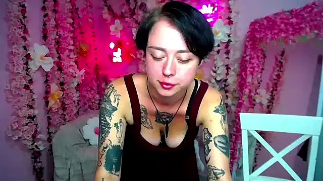 Chat +18 de Adelin_R ao vivo