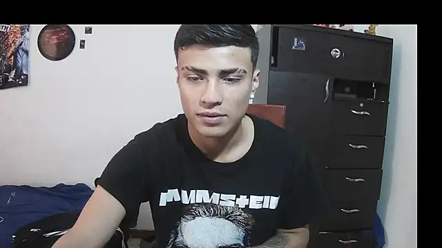 Fenix_hardcock Adlı Modelin Web Kamerası Şovu