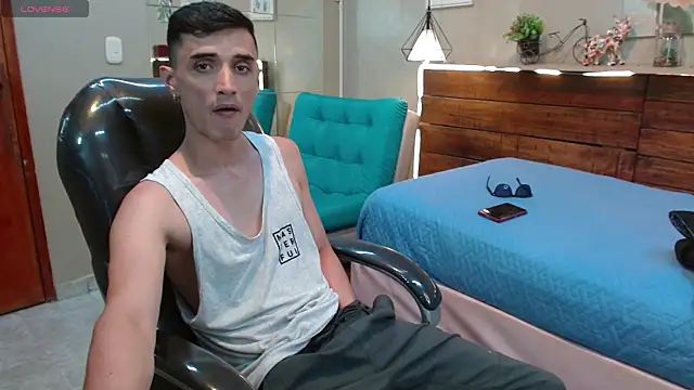 FelipeFriendly – Naživo XXX chat