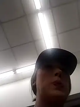הופעת וובקאם של Valery07