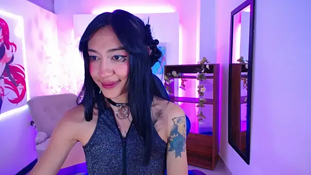 Chat +18 de FIORELLA_L ao vivo