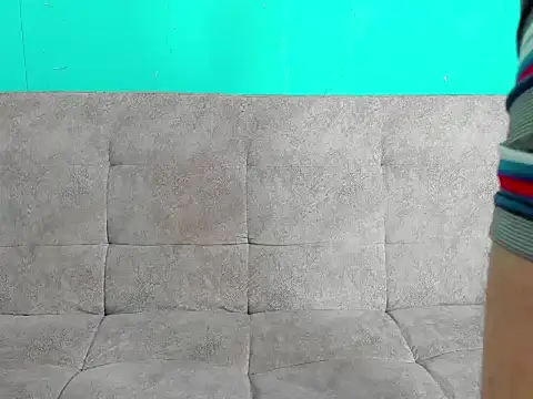 MaikolOrtizz Adlı Modelin Canlı XXX Sohbeti