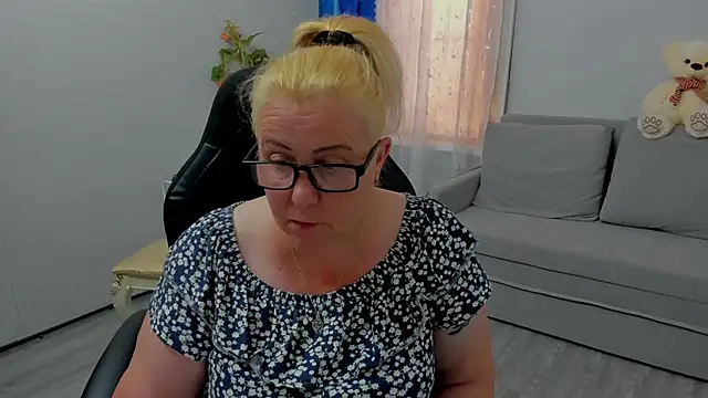 Chatroom XXX en direct de Frau_Marta