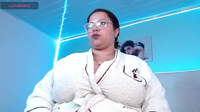 LillytitsのライブXXXチャット