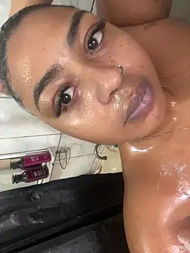Chat +18 de cariocasafada ao vivo