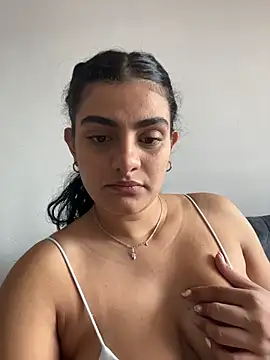 carlafox05 现场XXX聊天