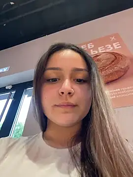 XXX chat uživo modela EvelynFly