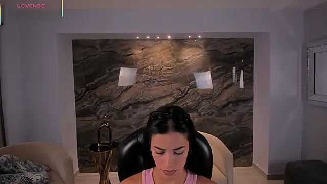 KateSunder Adlı Modelin Canlı XXX Sohbeti