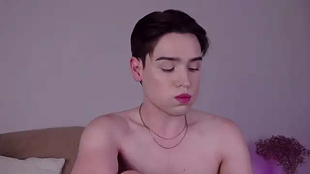 RobbyCharming élő XXX-chatje