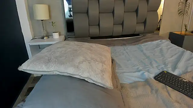 Charlie___Musk 网络视讯表演