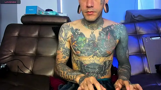 Chat XXX ao vivo de jhonny__ackerman