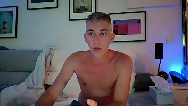 1Hugo1 Chat XXX in diretta