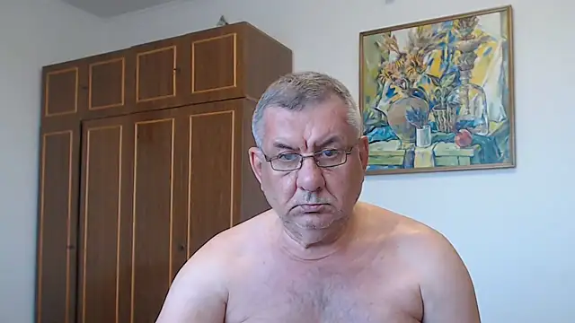 Show modela machomale3 na web-kameri