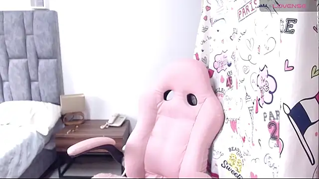 צ'אט XXX בשידור חי של Alicelunaa
