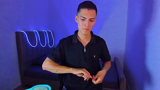 Chat XXX en directo de Matiius18
