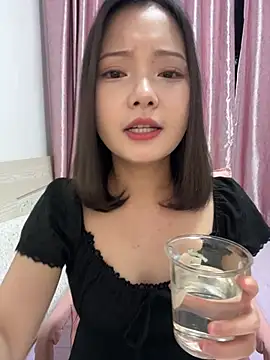 BIGBABYYEYE's Live XXX Chat