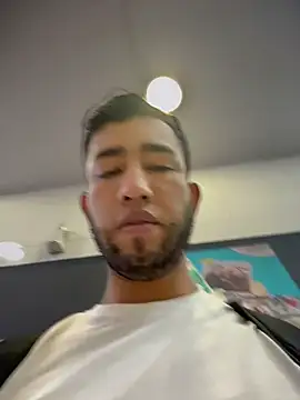 Chat XXX ao vivo de liam_bronw
