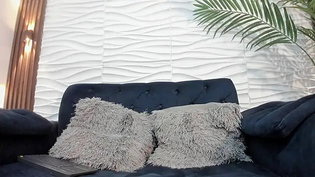 Pavo_tv Adlı Modelin Canlı XXX Sohbeti