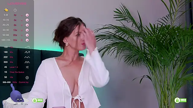 Онлайн чат XXX Minelliss
