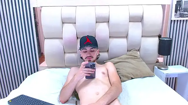 Živý XXX chat Lucas_Knight
