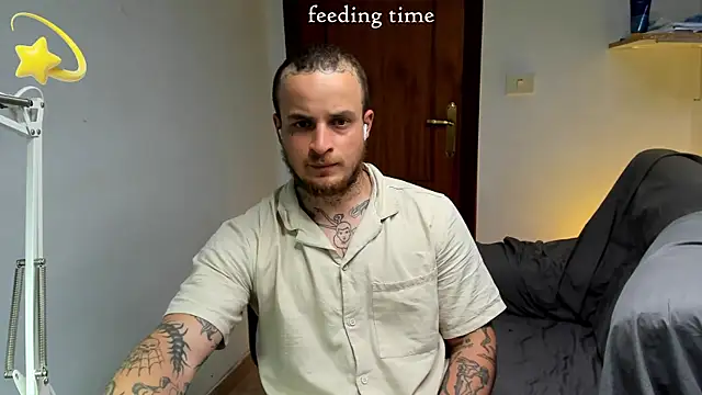 Živý XXX chat layneinchains