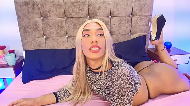 DanikaPaterrson's Live XXX Chat
