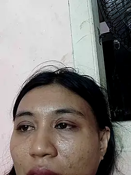 XXX chat uživo modela Rayya_4yy