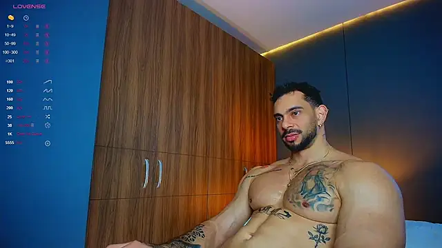 massimo_visconti: вебкам-шоу