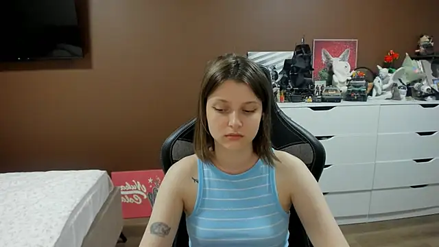 SoniNesti Live XXX-chat
