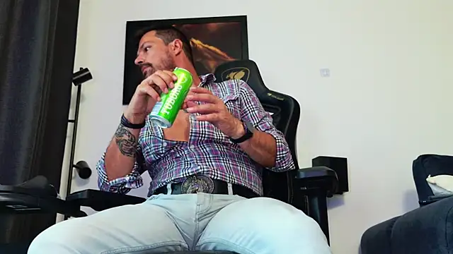 Živý XXX chat ChrisKox