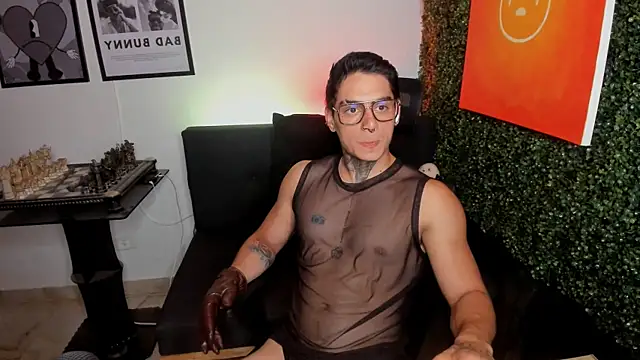 Simon_cortes live XXX chat