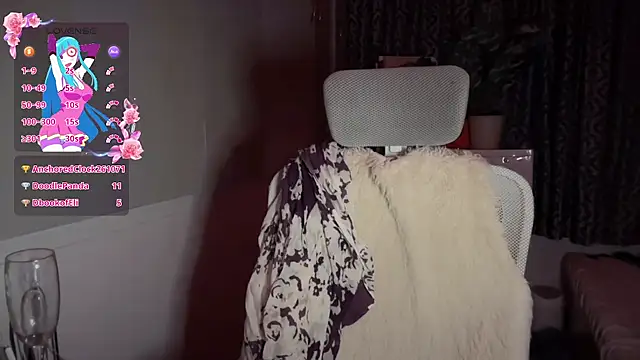 MariellaBerte 即時 XXX 聊天
