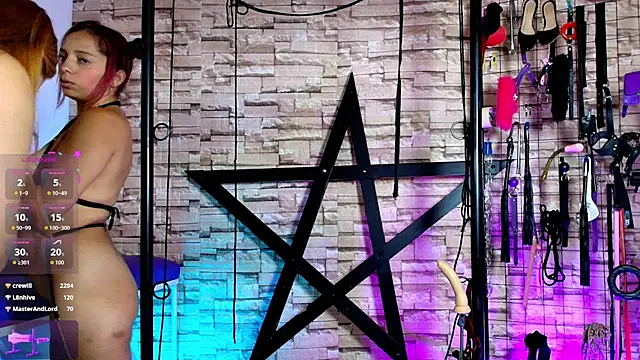 Caroline_bdsmのライブXXXチャット