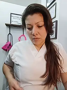 XXX chat uživo modela SARA_21-