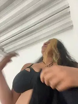 CyBettyboop's Live XXX Chat