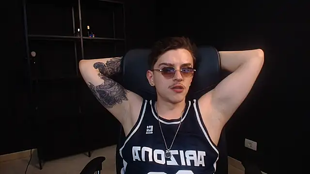 Chat XXX en directo de FelixStarkk