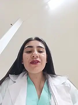 Онлайн чат XXX CAROLINE__07