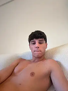 diegogymboy Adlı Modelin Canlı XXX Sohbeti