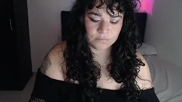 ANGELIQUE_KLANE's Live XXX Chat