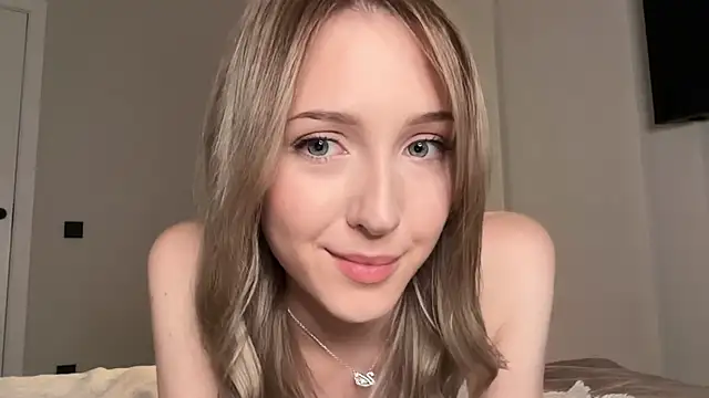 Kattie_Petite – Live XXX-chat
