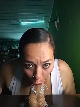 Živý XXX chat emily_sweet13