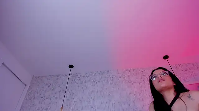 Sasha_Wolff Chat XXX in diretta