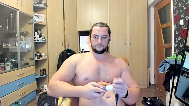 MichaelRagnar_ Adlı Modelin Canlı XXX Sohbeti