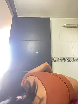 Онлайн чат XXX baby_julieta5