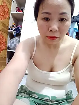 Xia-feng Live XXX-chat